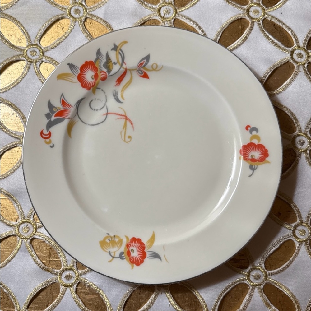 Vintage Epiag Bone China Czechoslovakia 7-1/2” Salad Plate.